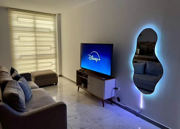 Exclusivo Departamento En Via A La Costa, Ideal Para Citas En El Consulado